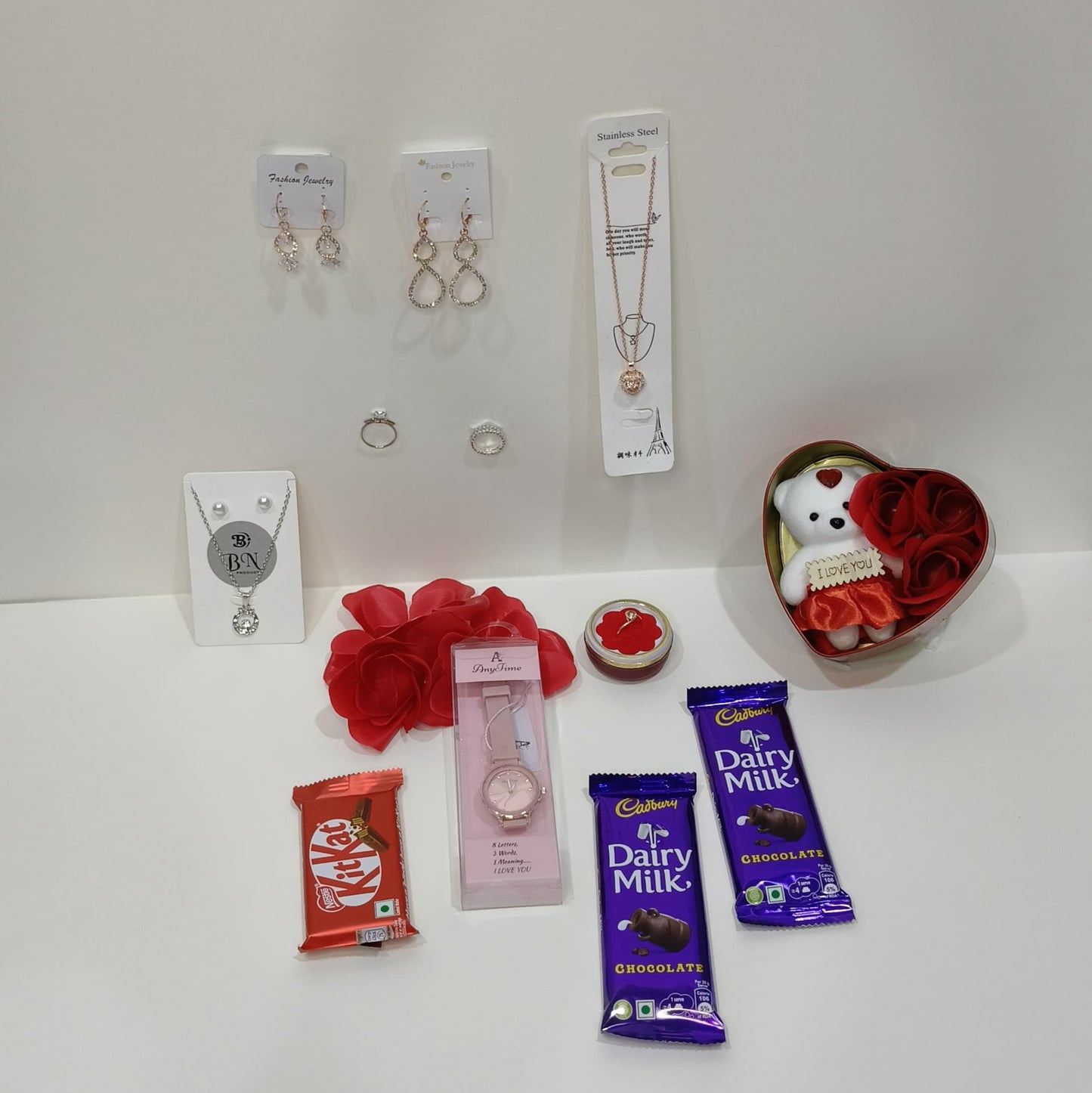 PRIDE STORE Artificial Flower, Jewellery, Keychain, Soft Toy, 3 chocolate, Greeting Card Gift Set